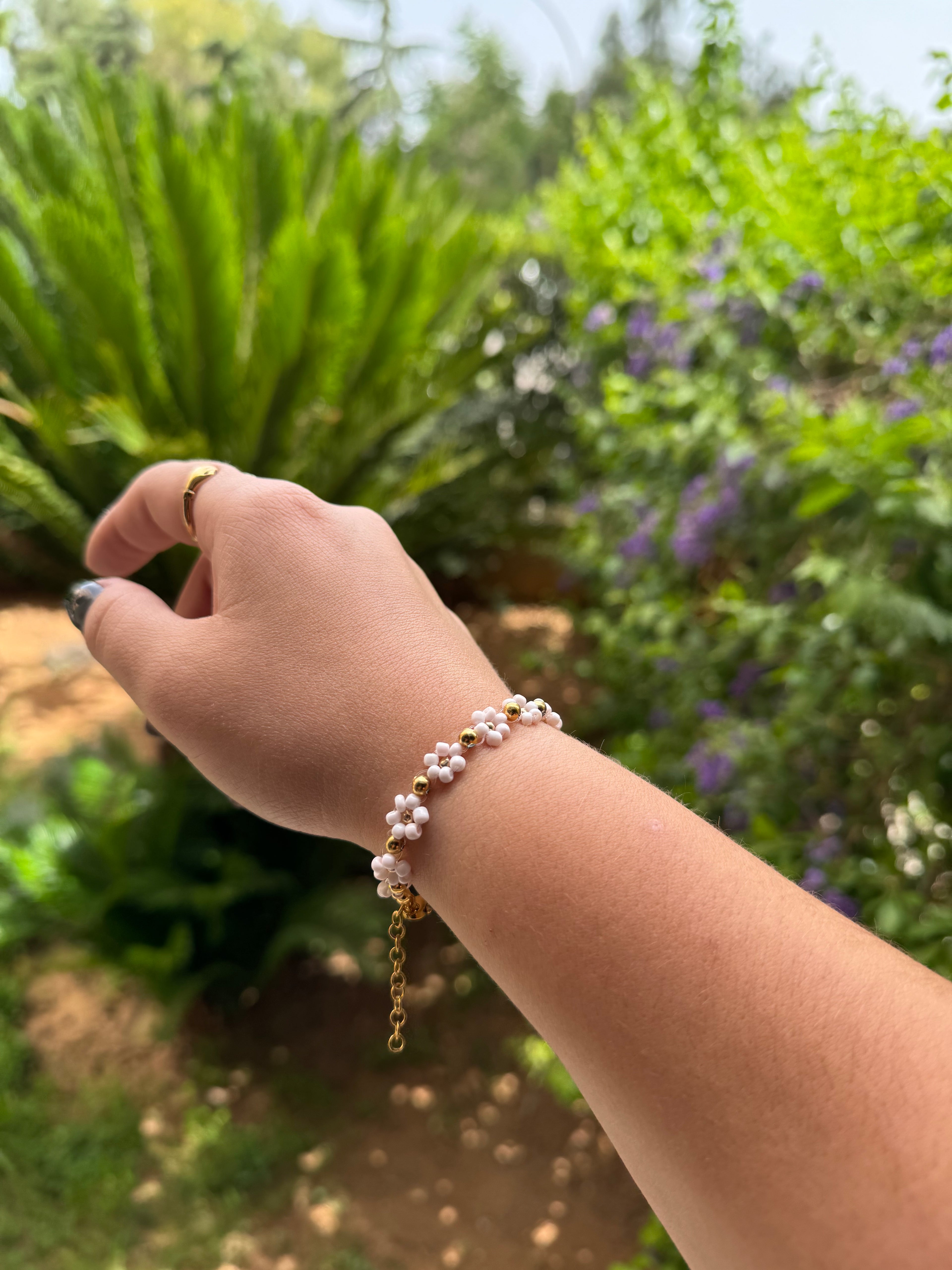 Flowers bracelet