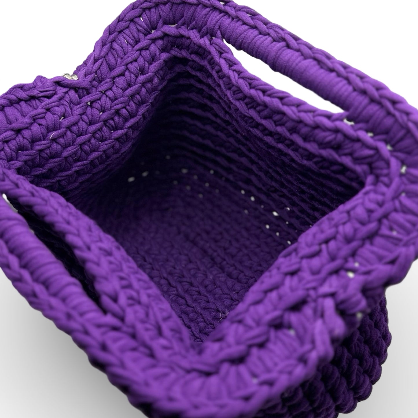 Violet crochet