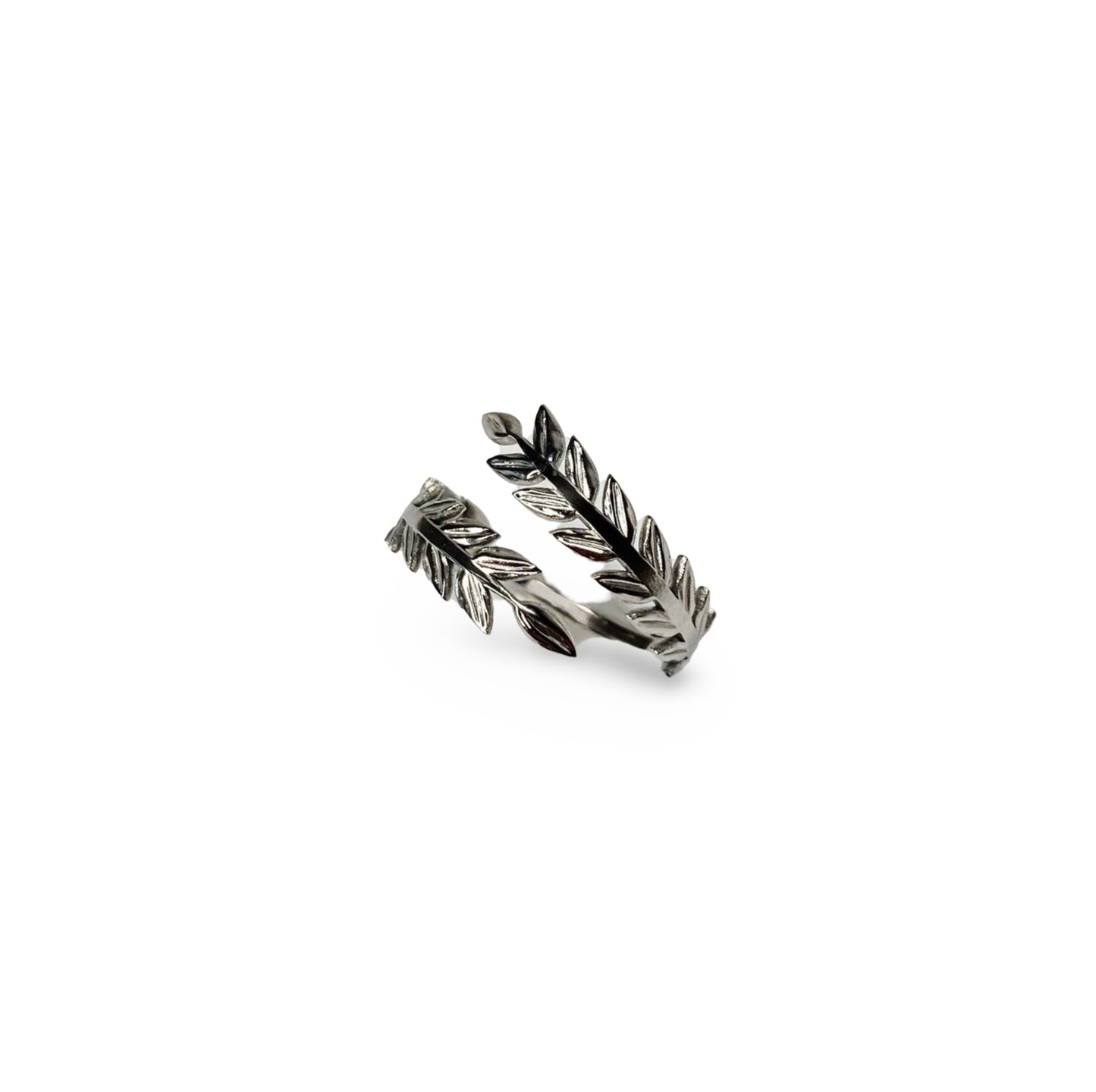 Leaves ring