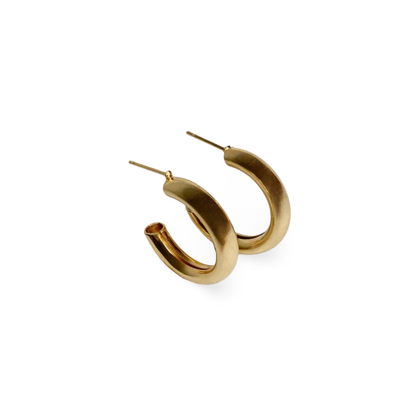 Alma M earring