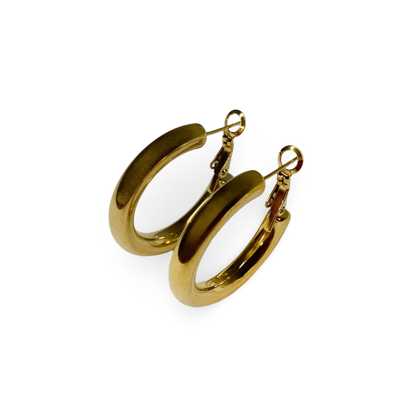 Hoops M earring