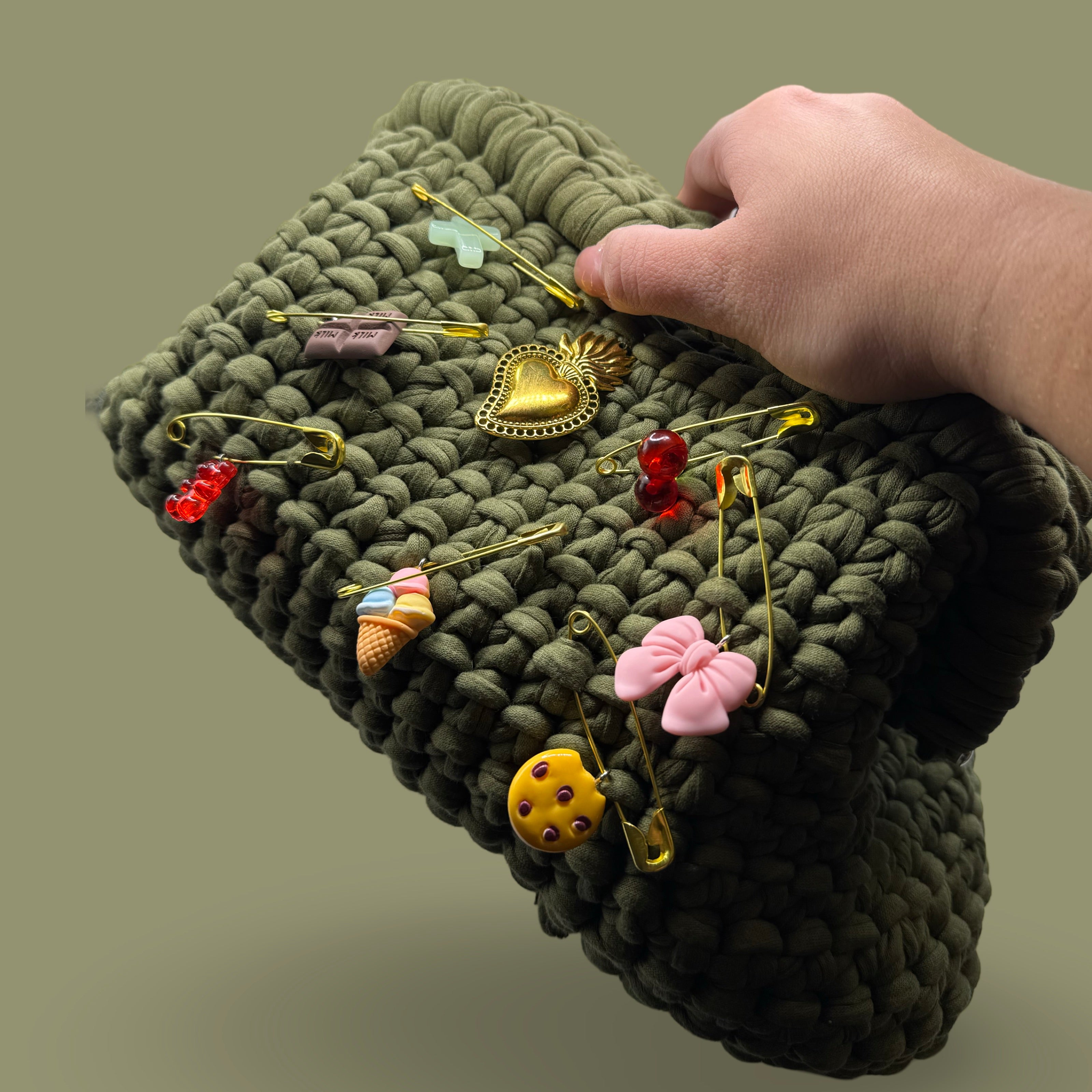 Crochet brat