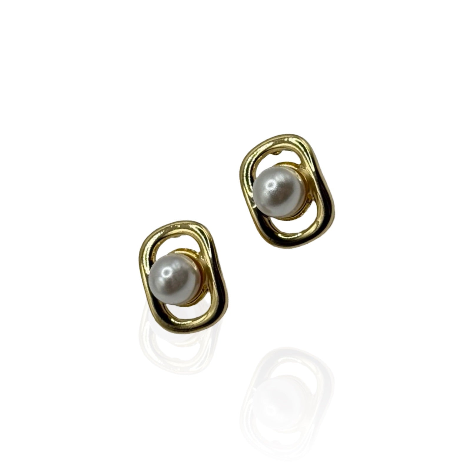 Isis Earring