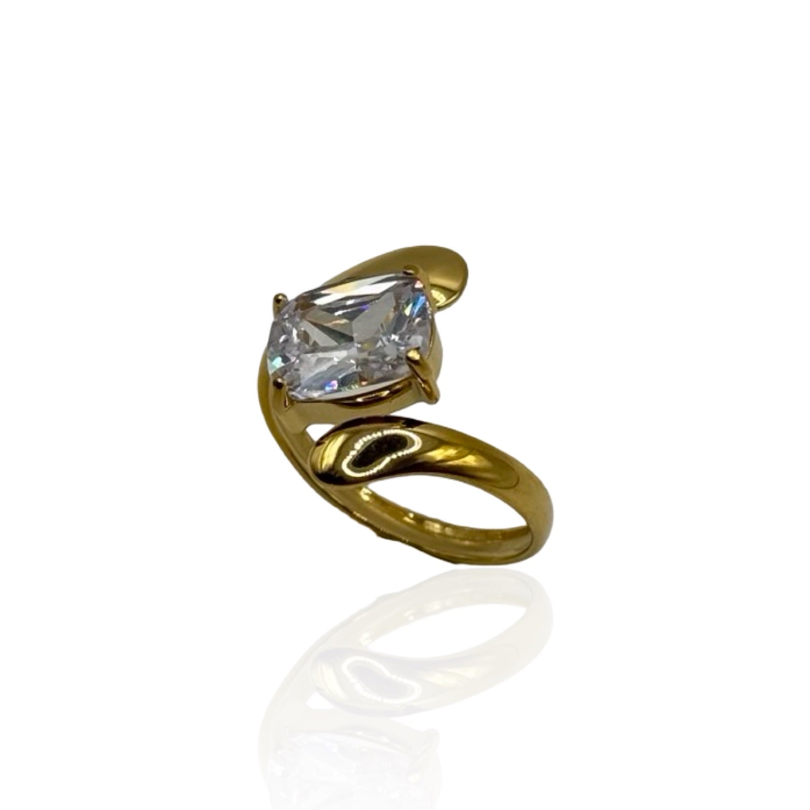 Maia Ring